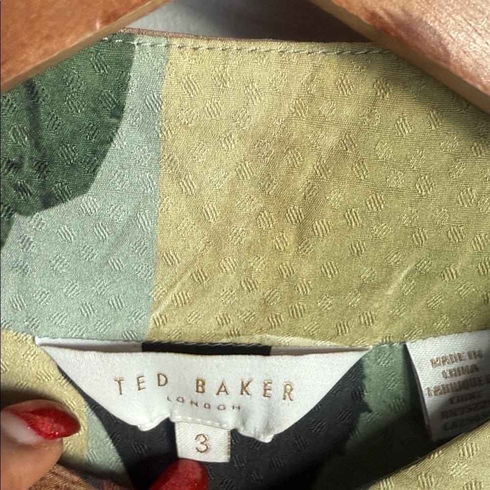 Ted Baker Emilee Leaf Print Top - Picture 9 of 15